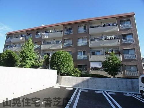 奈良県香芝市下田西３丁目 4階建