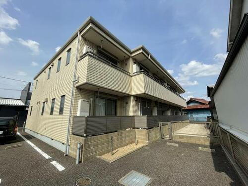 ヘーベルメゾンベール 2階建