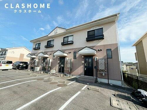 愛知県刈谷市井ケ谷町井田 テラスハウス