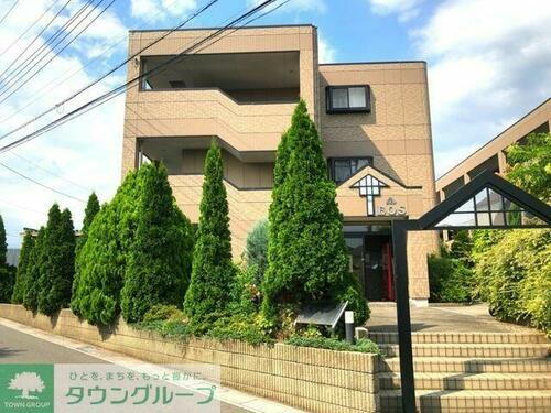 埼玉県川口市大字源左衛門新田 3階建