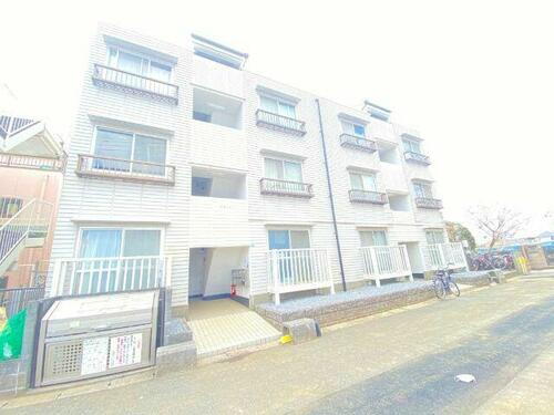 メゾン船橋法典 4階建