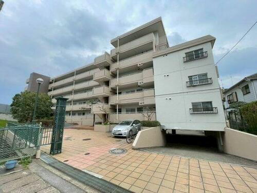 ジュネシオン柏 地上5階地下1階建