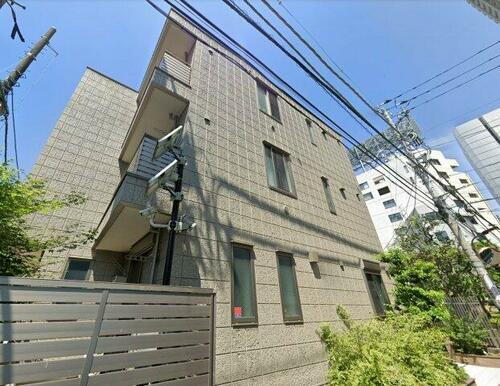 クレセール南青山 3階建
