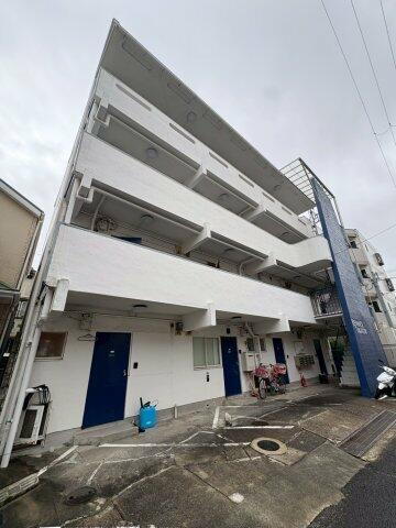 兵庫県神戸市長田区高取山町２丁目 4階建