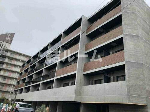 東京都板橋区坂下２丁目 5階建