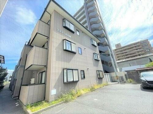 フォブール山田 3階建