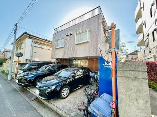 サンメゾンミナミ 地上3階地下1階建