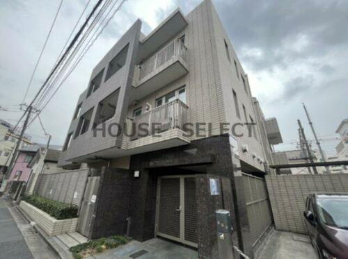 東京都世田谷区世田谷３丁目 4階建
