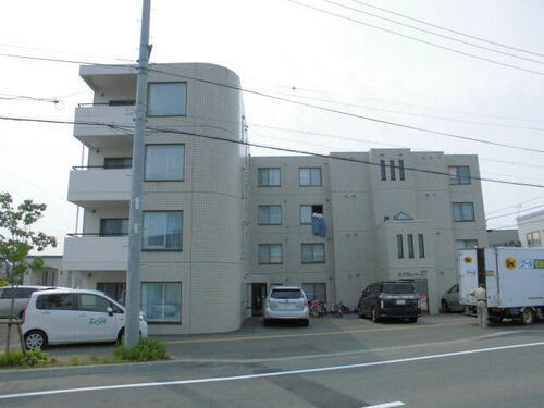 北海道札幌市北区篠路二条７丁目 賃貸マンション