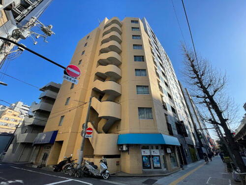 プチモンド上野 地上9階地下1階建