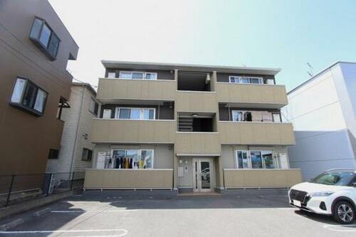 広島県東広島市西条中央５丁目 賃貸アパート
