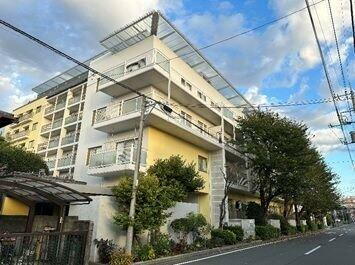 さくらヴィレッジ 7階建