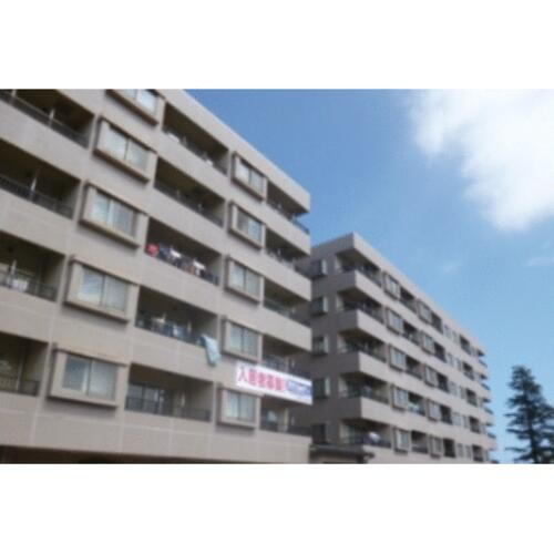ラウンドパレス 6階建