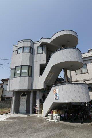 ルート５２ 3階建