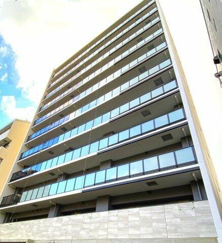 大阪府大阪市北区黒崎町 11階建