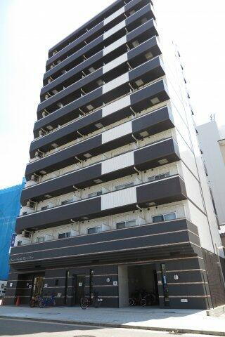 スワンズ難波パークビュー 11階建