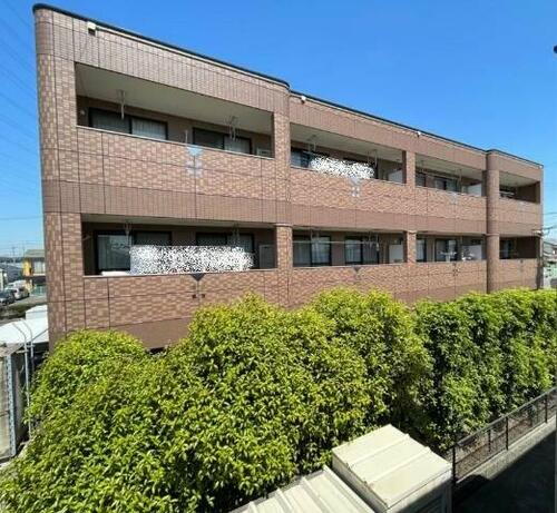 メゾングランディール 3階建