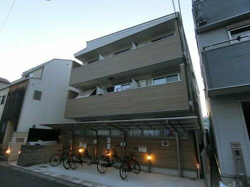 クリエオーレ舎利寺