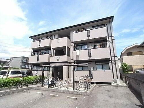 ハーモニーマンションＥ棟 3階建