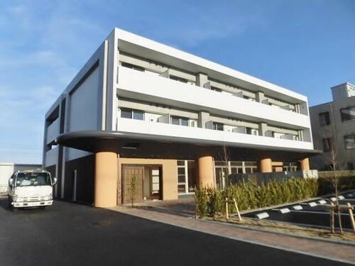 神奈川県大和市桜森３丁目 築6年10ヶ月 3階建