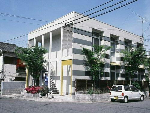 レオパレス住吉参番館 2階建