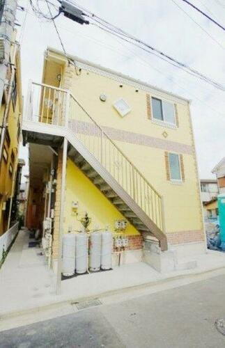 神奈川県横浜市金沢区町屋町 賃貸アパート