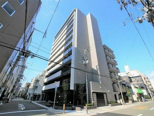 ファーストフィオーレ難波クレシア 11階建