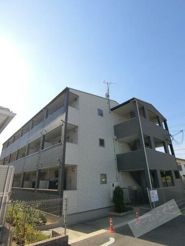 Ｌａ・Ｌｕｃｅ　ｓｔｒａｄａ