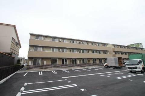 岡山県岡山市中区平井 3階建
