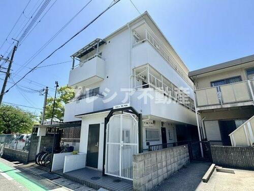 カーサトレピアーニ 3階建