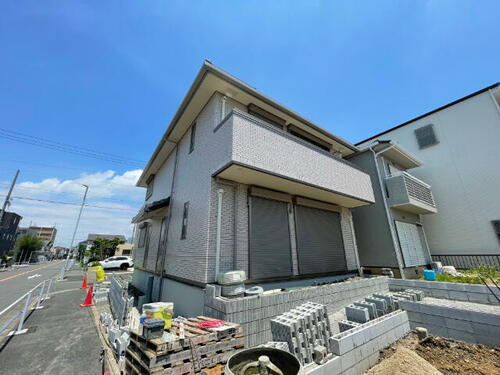 グランシャリオ　ナガラＡ 2階建