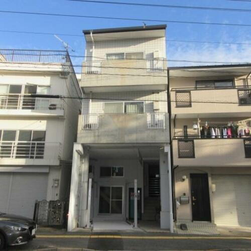 中島ビル 3階建