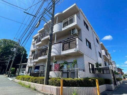 青山コーポＡ 3階建