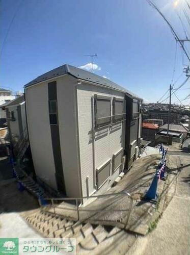 パピヨンＩＩＩ 2階建