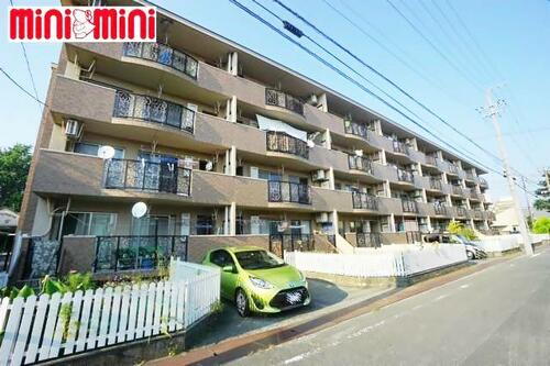 カンパーニュ一宮 4階建