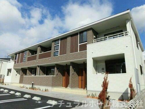 愛知県豊橋市江島町 2階建