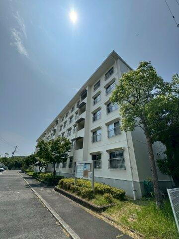 兵庫県神戸市須磨区菅の台５丁目 5階建