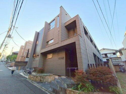 ヒエマリス四谷 3階建
