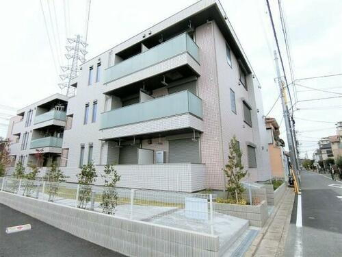 ｄｅｎ　ｄｏｕｃｅ　デンドゥース