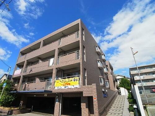 ベラヴィスタ垂水 地上3階地下1階建