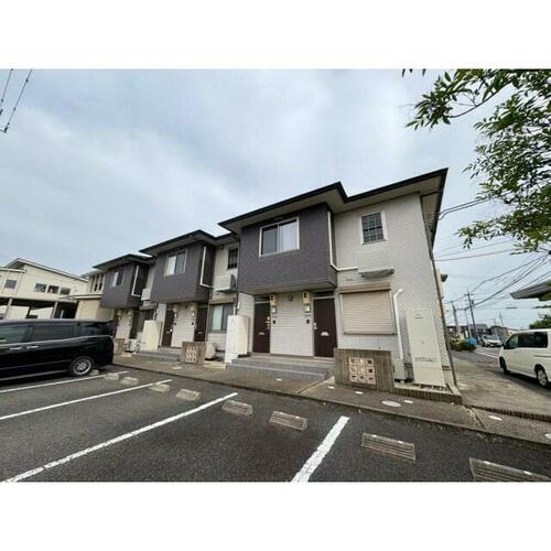 愛知県海部郡大治町大字鎌須賀字川畔 賃貸アパート