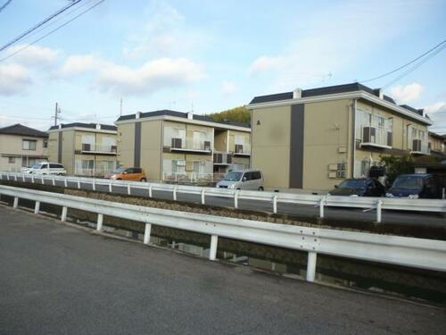 広島県福山市新涯町６丁目 賃貸アパート