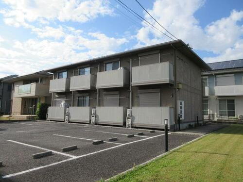 三重県伊賀市服部町３丁目 賃貸アパート