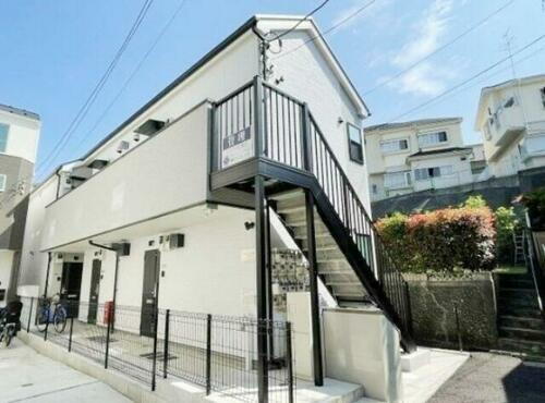 神奈川県横浜市西区西戸部町１丁目 賃貸アパート