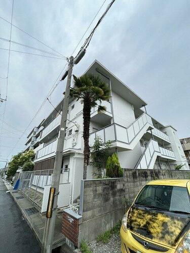 鳴尾ハイツ（若草町） 3階建