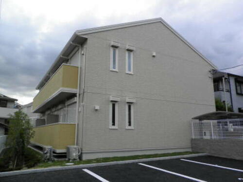 兵庫県伊丹市伊丹５丁目 築13年5ヶ月 2階建