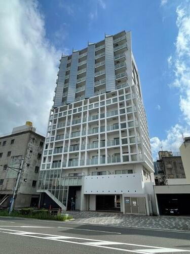福岡県北九州市八幡東区中央２丁目 13階建 築15年6ヶ月