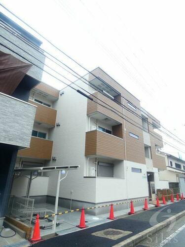 兵庫県尼崎市長洲東通２丁目 築4年7ヶ月 3階建