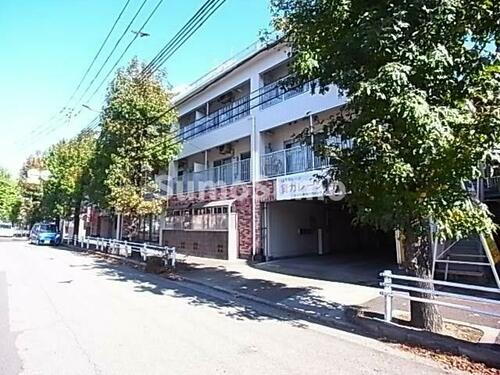 兵庫県神戸市長田区片山町５丁目 3階建