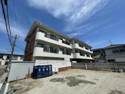 大阪府茨木市水尾１丁目 築37年9ヶ月 3階建